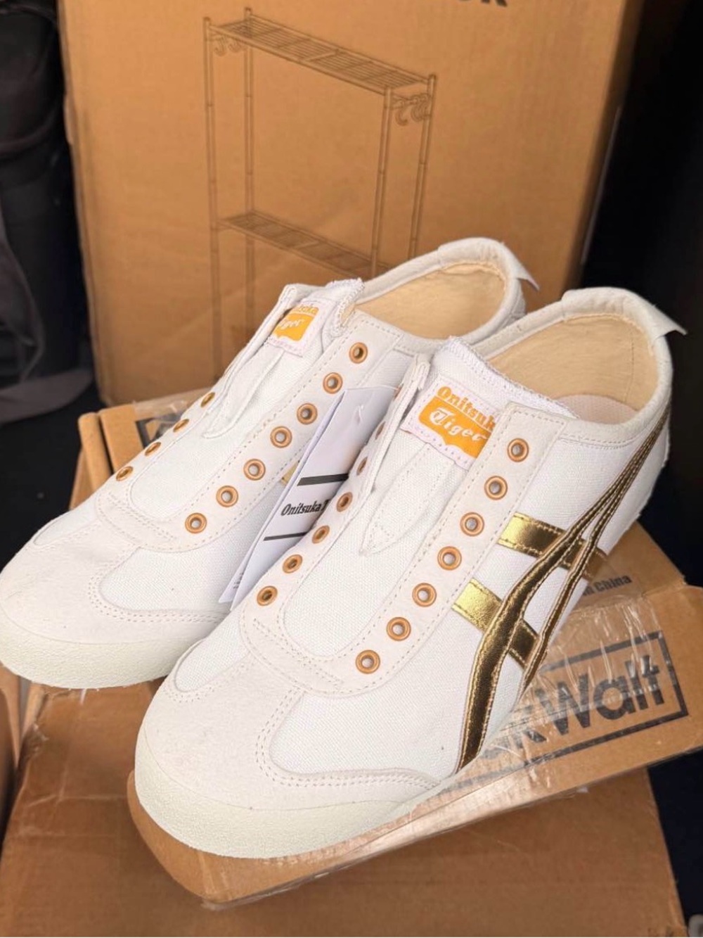 Onitsuka Tiger Mexico 66 by Asics White Slip On Sneakers M7.5/W9